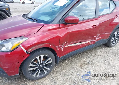 2020 Nissan Kicks Sv Xtronic Cvt from USA, damaged, VIN 3N1CP5CV4LL553354
